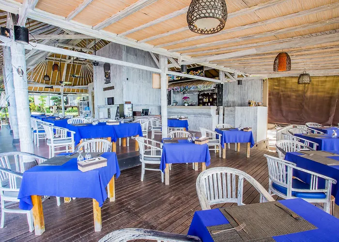 Resort Bay Shore Huts Nusa Lembongan