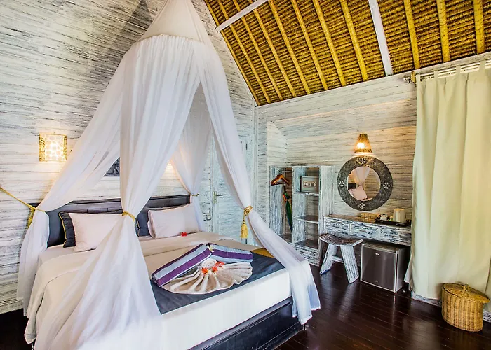 Bay Shore Huts 4* Nusa Lembongan