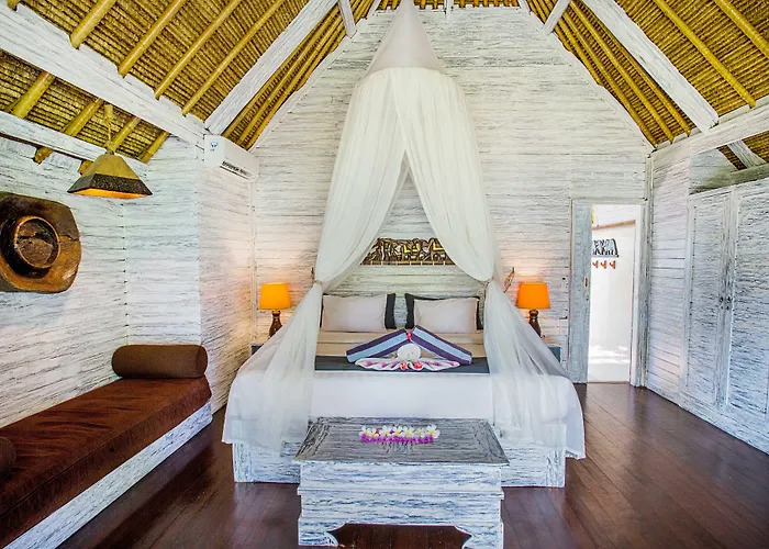 Bay Shore Huts 4* Nusa Lembongan