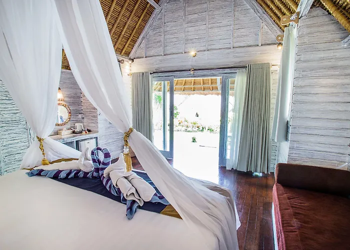 Bay Shore Huts Resort Nusa Lembongan