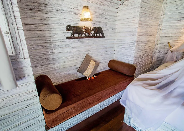 Bay Shore Huts Resort 4*