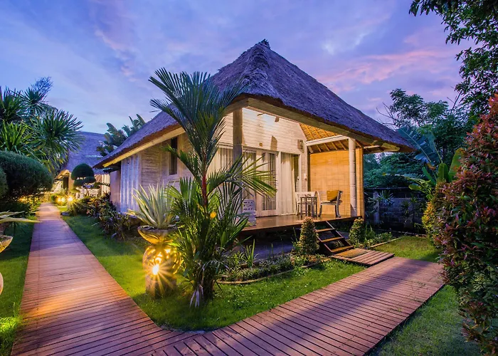 Bay Shore Huts Resort Nusa Lembongan