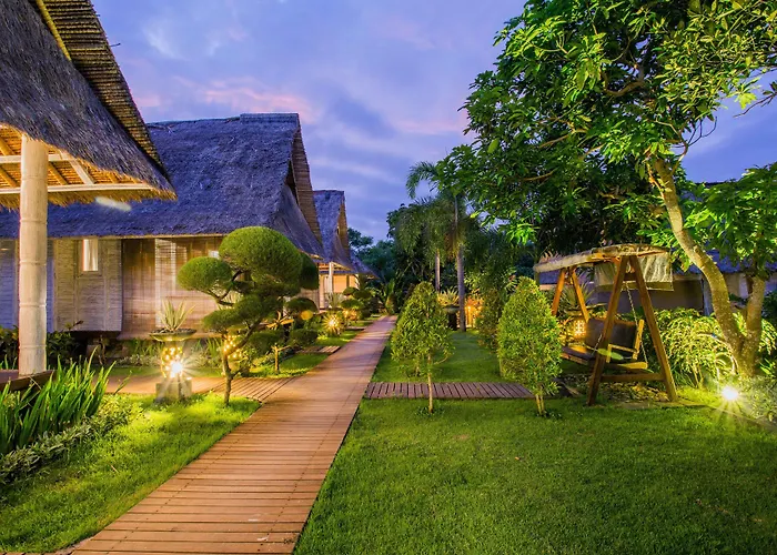Resort Bay Shore Huts