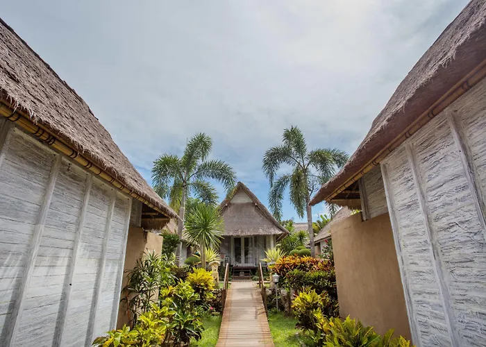 Bay Shore Huts Resort 4*